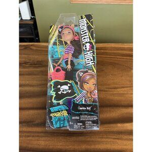 Monster High Shriekwrecked Series Clawdeen Wolf 2016 ( Plastic Has Come Loose )